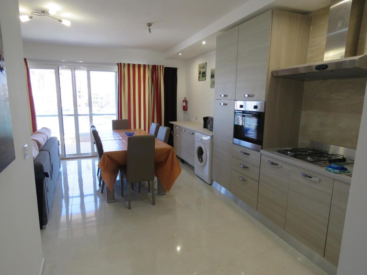 Aquamarine Sea Front Apartments - First Floor Marsaskala Extérieur photo